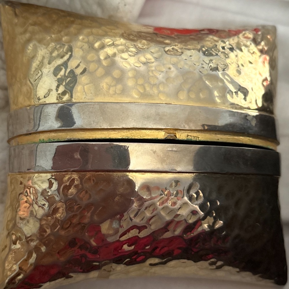 Vintage Italian pillow metal purse